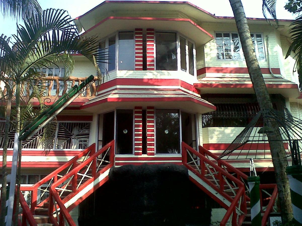 Palm Village Resort Kolkata Bagian luar foto